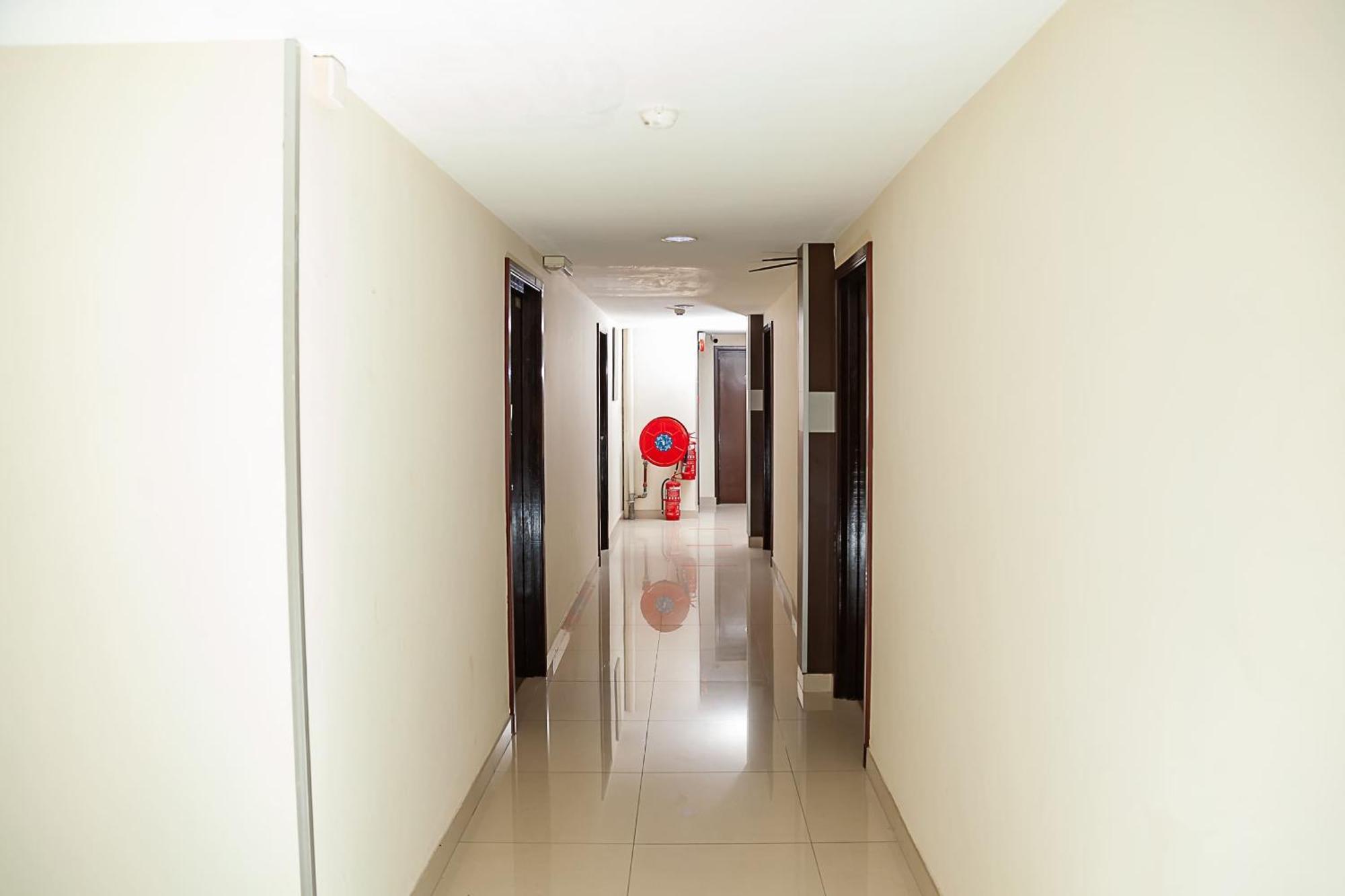Super Oyo 90055 Mansion Inn Sibu Exteriér fotografie